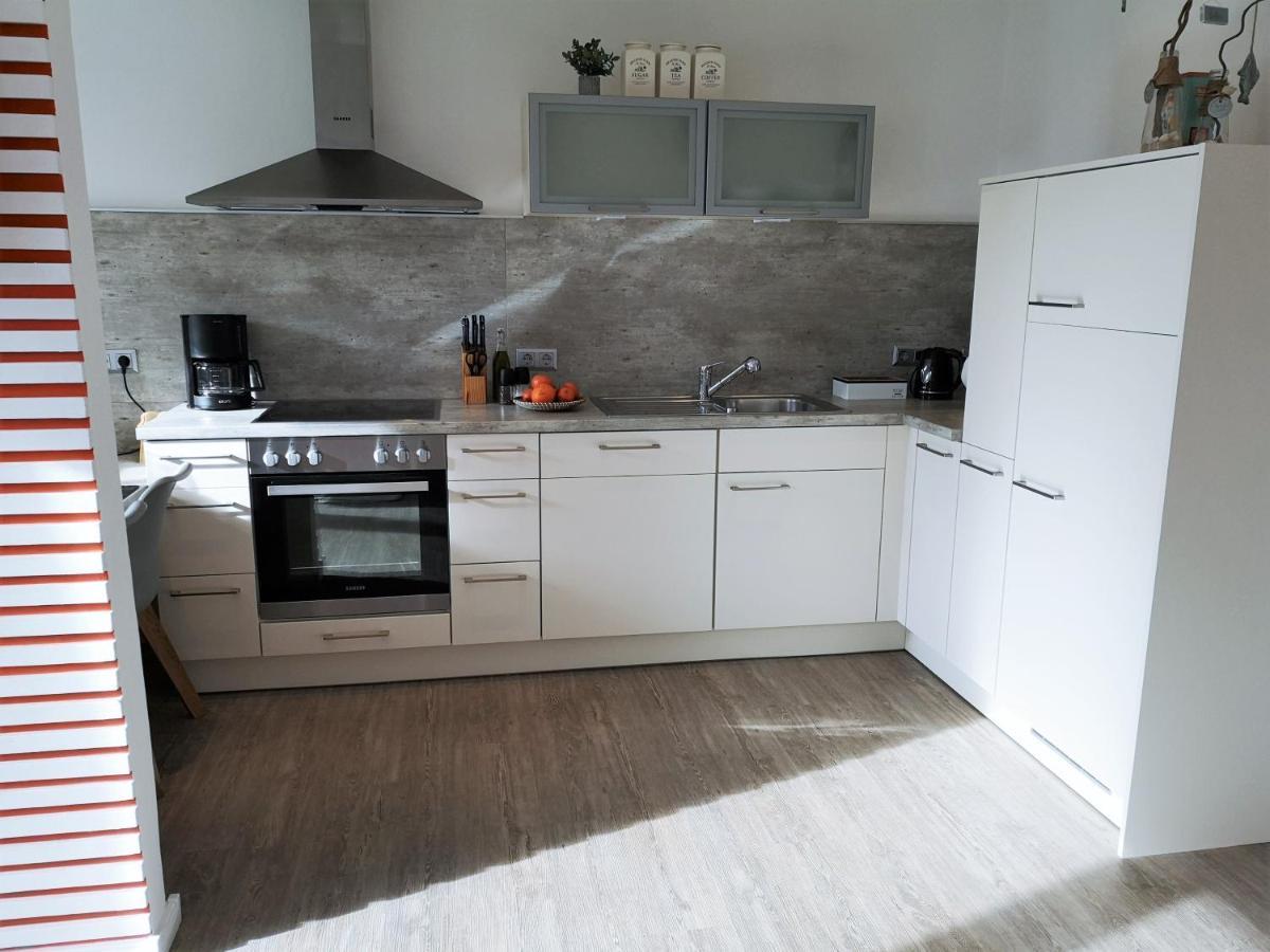 Apartment Butze Ferienapartment Mit Terrasse & Wlan & Parkplatz