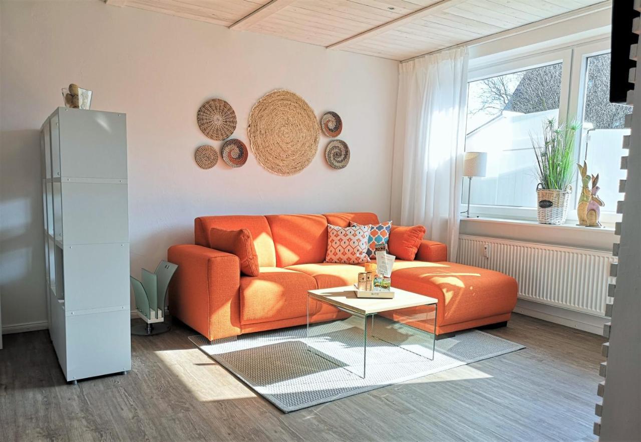Butze Ferienapartment Mit Terrasse & Wlan & Parkplatz * Busum